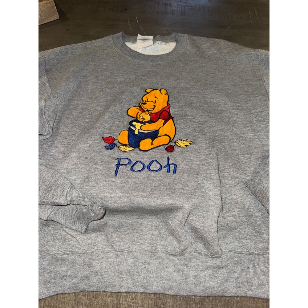 Vintage Jerzees Winnie the Pooh Embroidered Sweatshirt Gray Disney 90s Medium